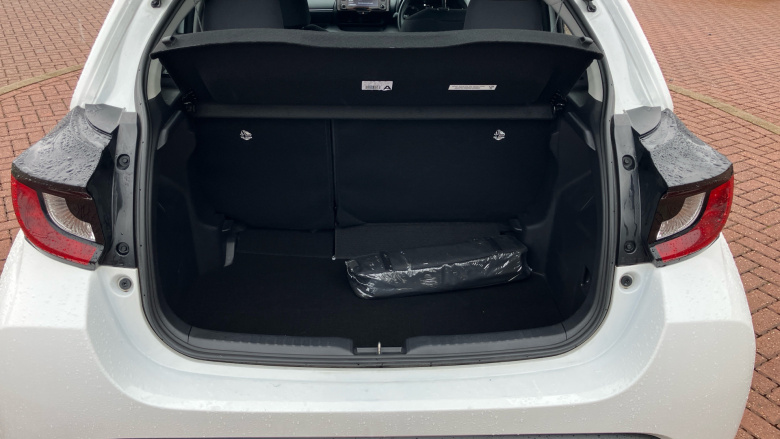 Toyota Yaris 1.5 Hybrid Icon 5dr CVT Hybrid Hatchback